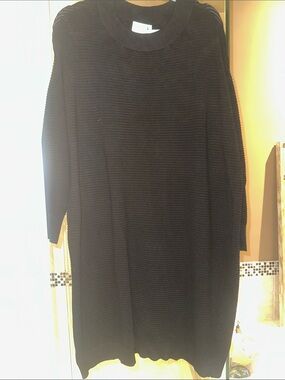 Women's Black Long-Sleeve Ribbed Knit Dress